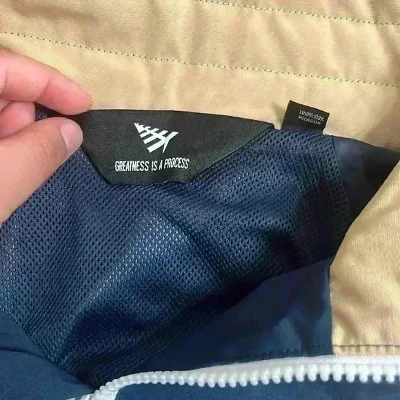 Paper plane jacket - Picture 4 of 7